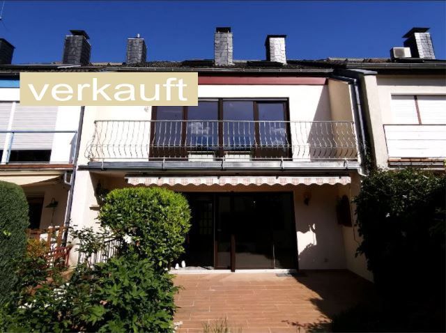 Bad-Homburg! Großzügiges Einfamilien-Reihenhaus in gesuchter Wohnlage! 