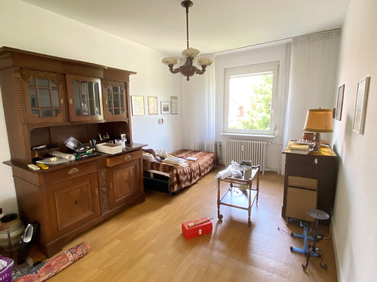 Geräumiges Zweifamilienhaus mit traumhaftem Garten in zentraler Lage von Dieburg!