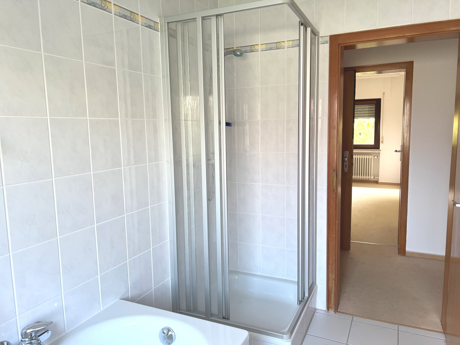 Zweiparteienhaus mit idyllischem Garten in Dietzenbach-Hexenberg!