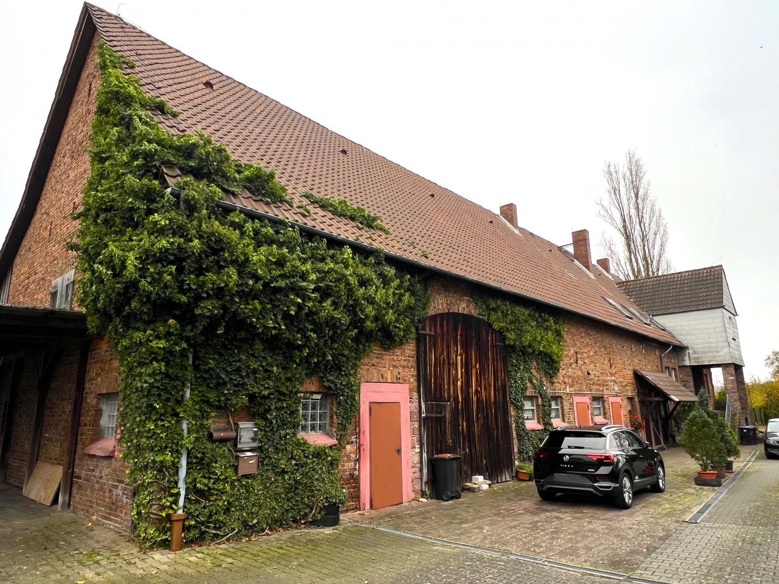 Charmanter Resthof auf einem wunderschönem Grundstück mit 1.590 m² in Dietzenbach!