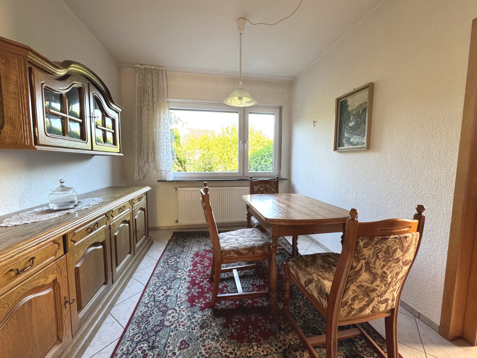 Geräumiges Wohnhaus für 2 Parteien in ruhiger Lage von Rödermark-Urberach!