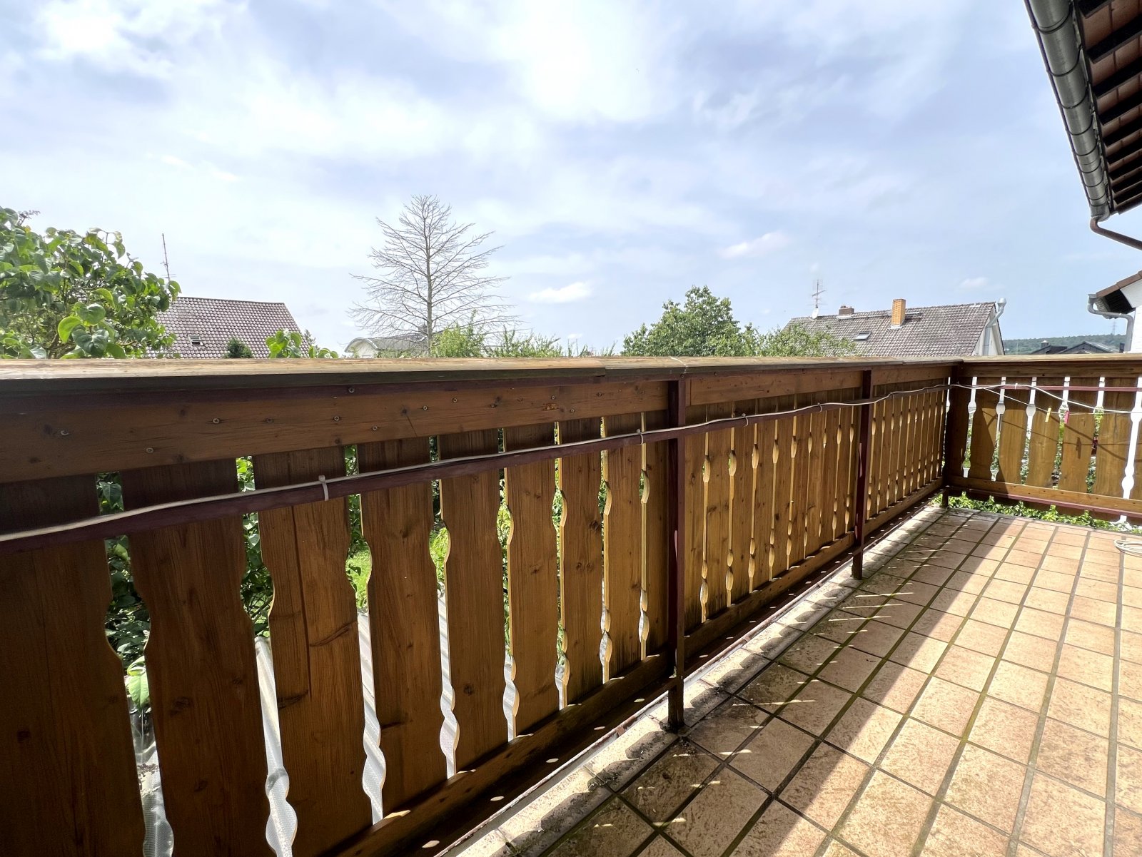 Geräumiges Wohnhaus für 2 Parteien in ruhiger Lage von Rödermark-Urberach!