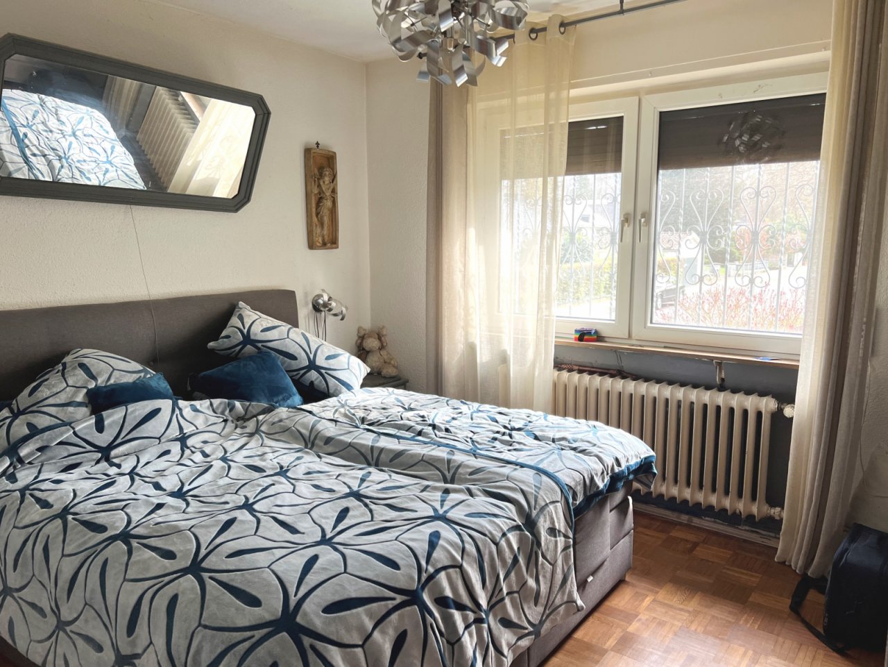 Schlafzimmer EG Schlafzimmer EG