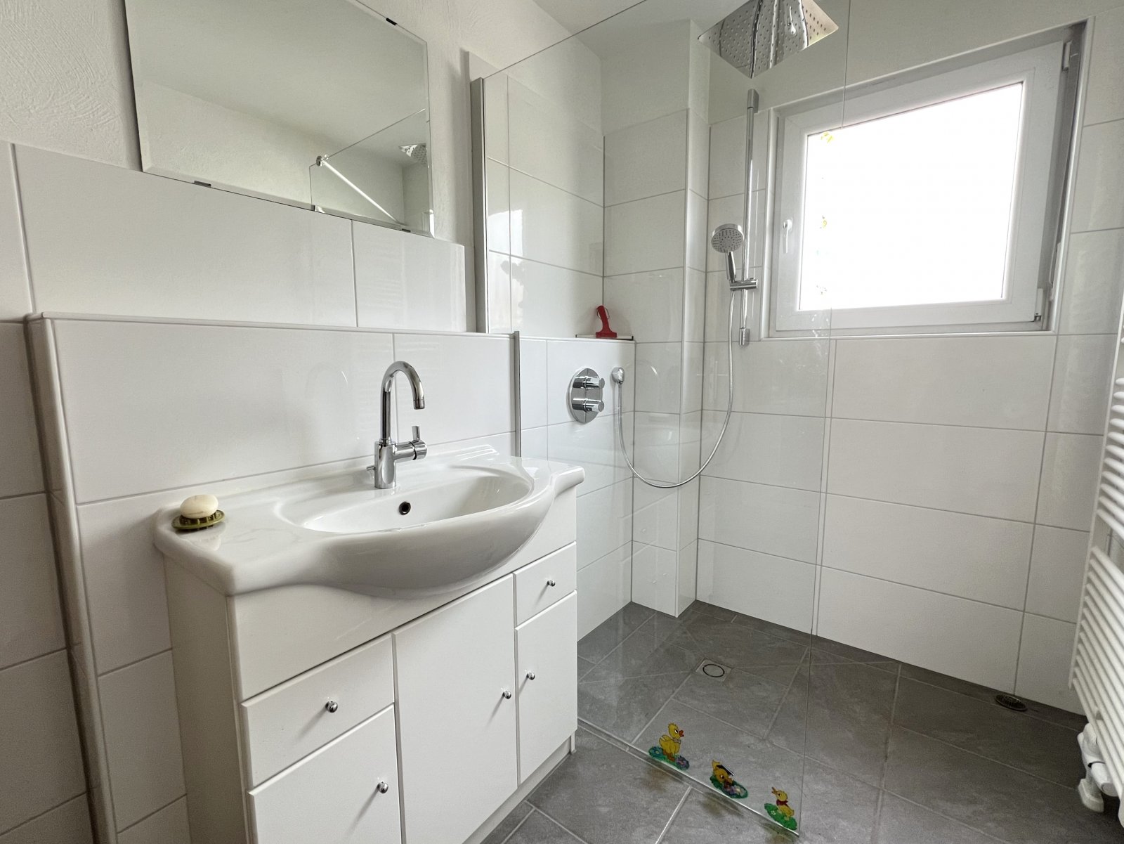 Badezimmer EG Badezimmer EG